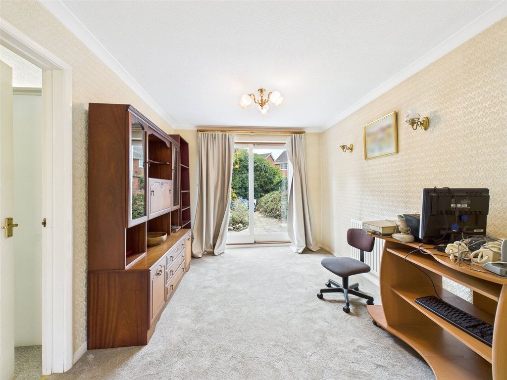 Property photo 3 of 11 Picture No. 28