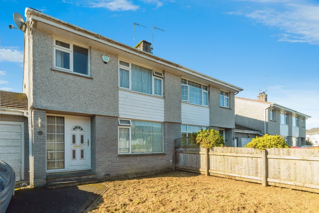 Property photo 2 of 17