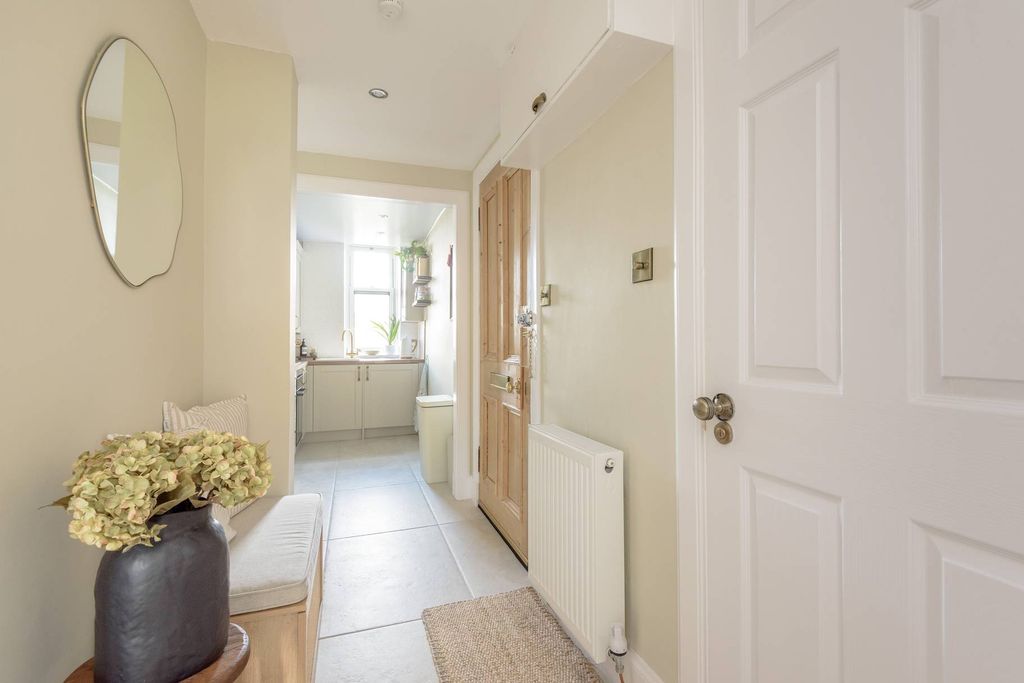 Additional image 8 of 2 bed flat for sale6d, Clifford Road, North Berwick EH39