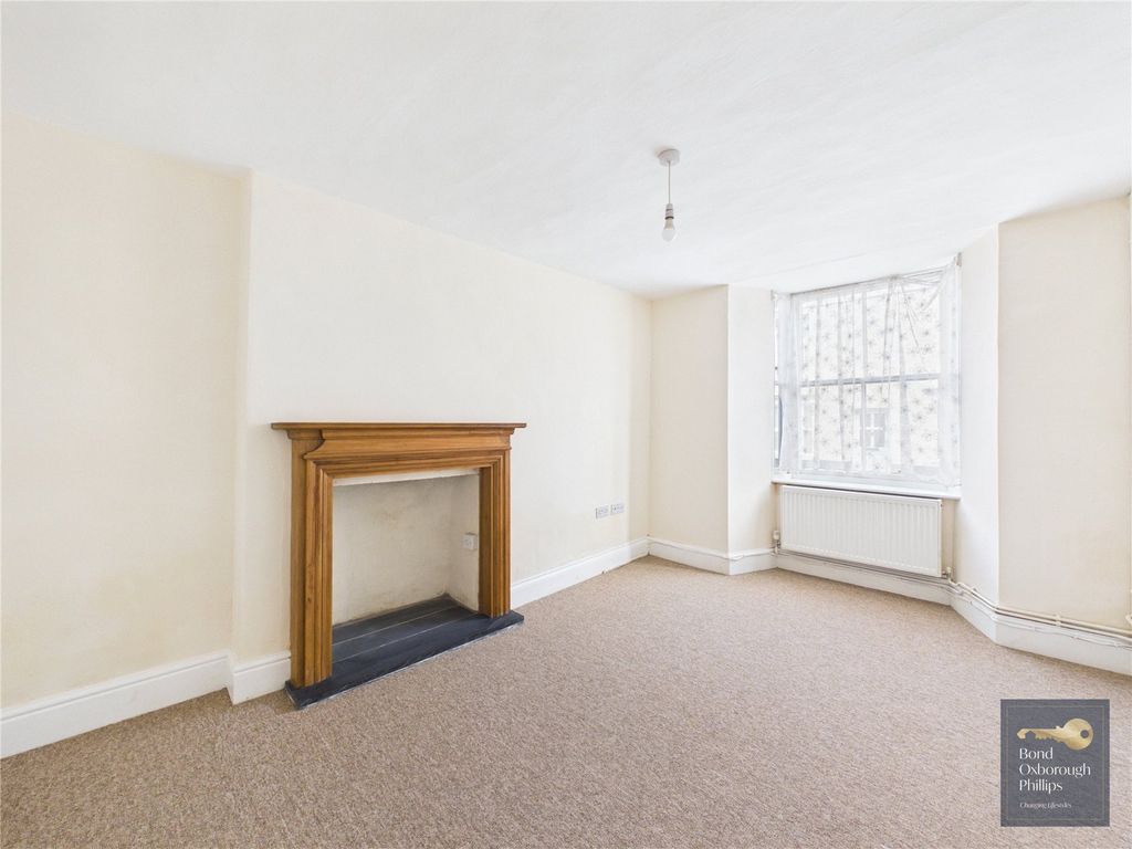 Property photo 2 of 11 Picture No. 05