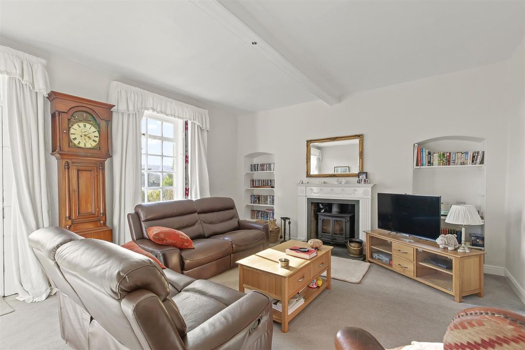 Additional image 6 of 9 bed property for saleOtley Road, Otley LS21