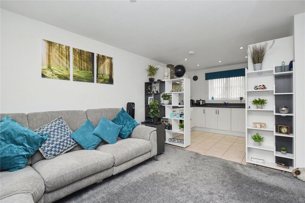 Property photo 2 of 14 Picture No. 07