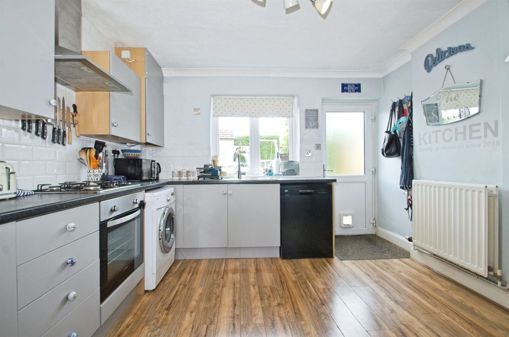 Property photo 2 of 17