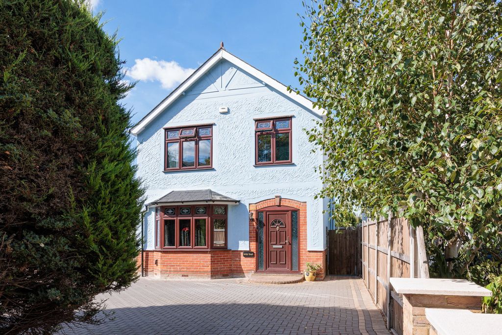 Property photo 1 of 44