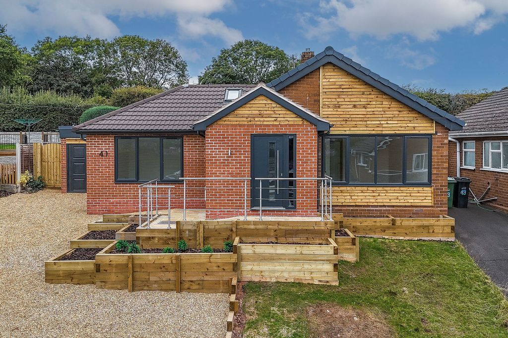 Property photo 3 of 33