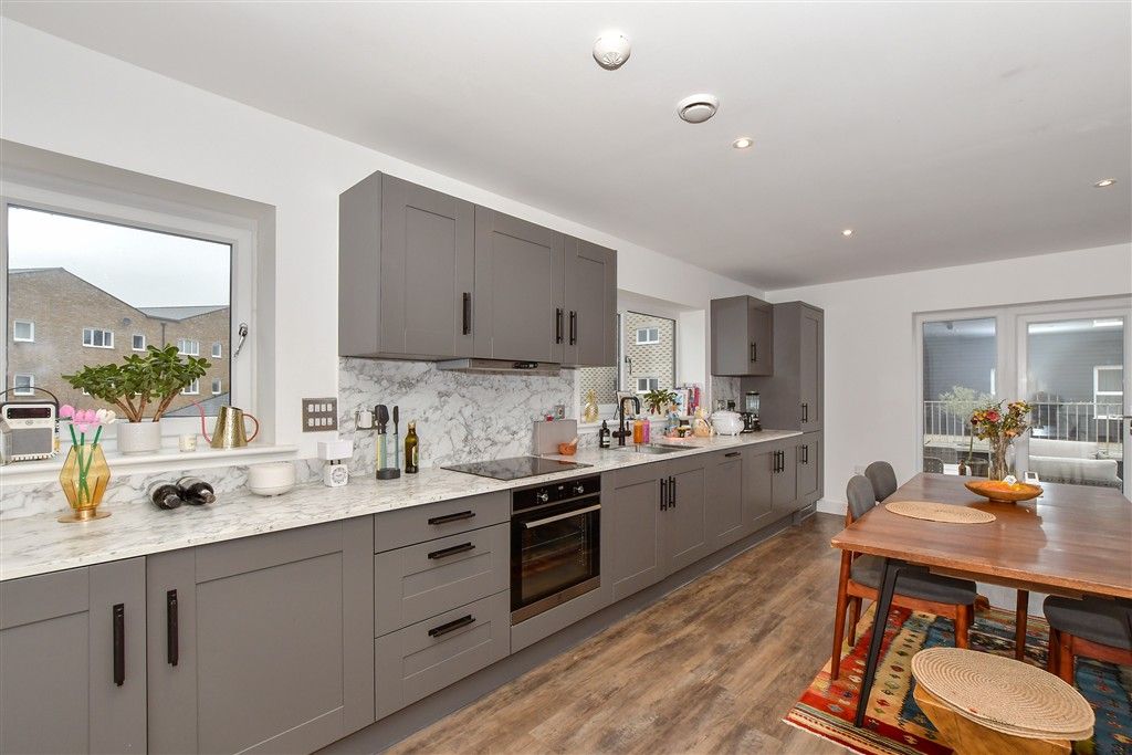 Property photo 1 of 10 Lounge/Diner/Kitchen