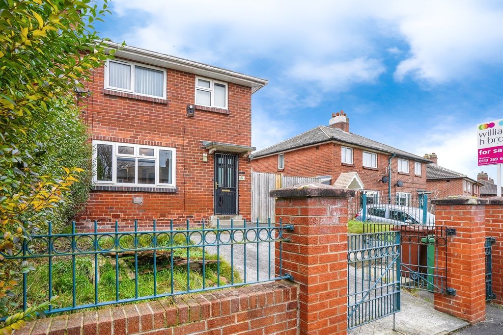 Property photo 1 of 12