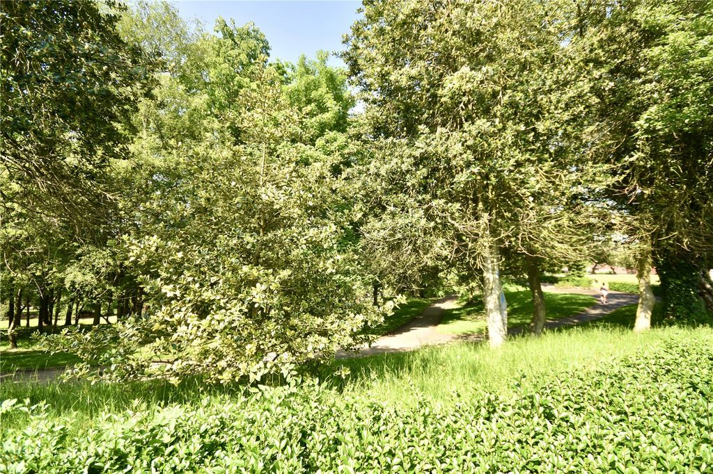 Property photo 2 of 17 View