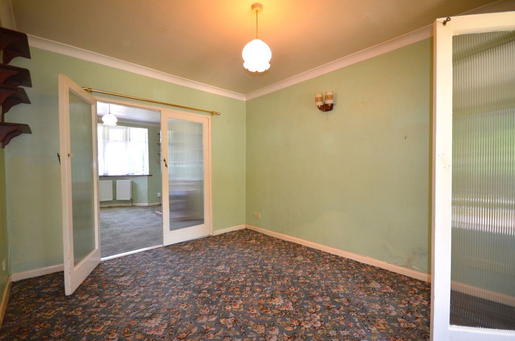 Property photo 3 of 28