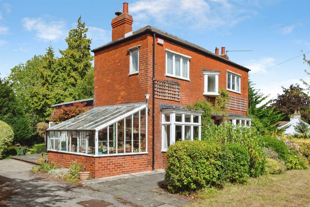 Property photo 1 of 22