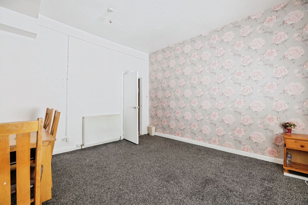 Property photo 3 of 15 Living / Dining Room