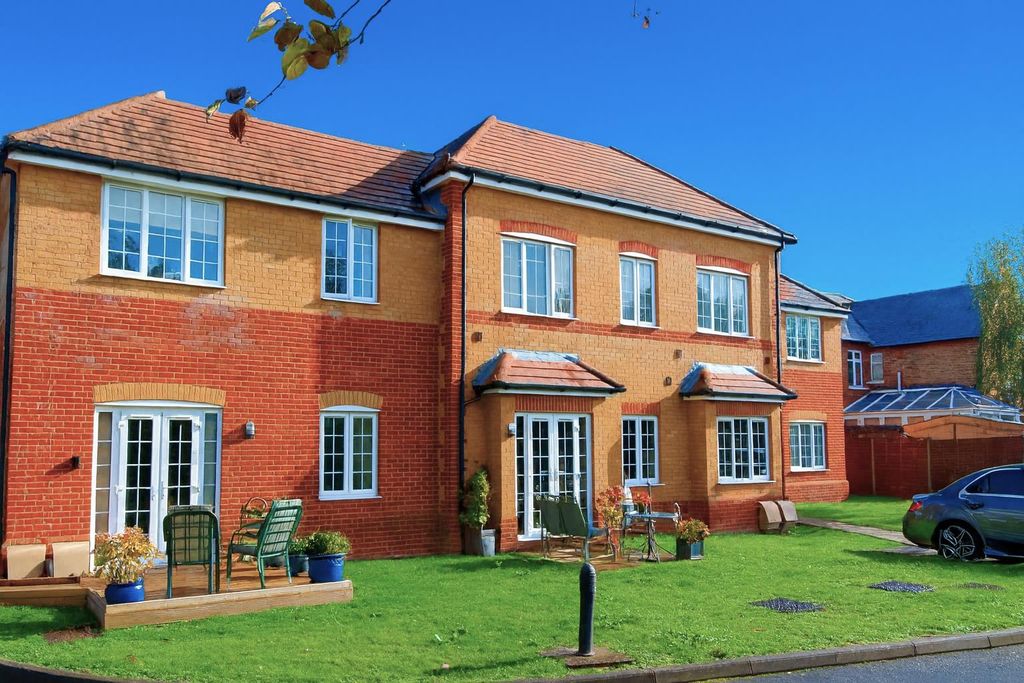 Property photo 1 of 10 Chatgpt Image Aug 18, 2025, 02_06_49 Pm.Png