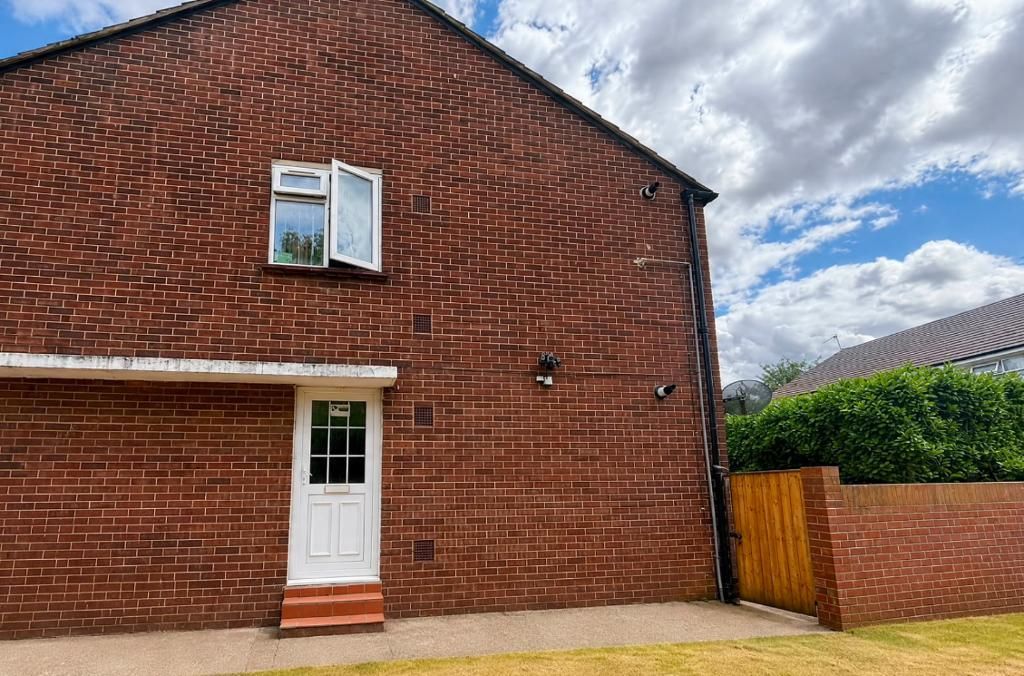 Property photo 1 of 9 Front