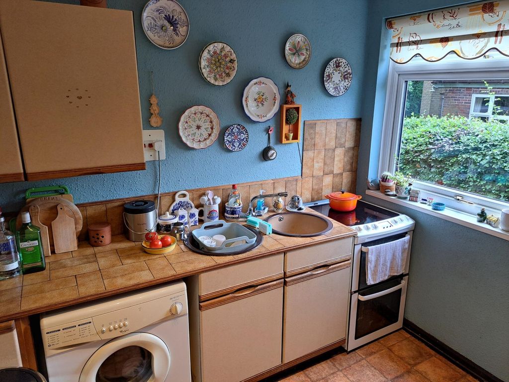 Property photo 3 of 11