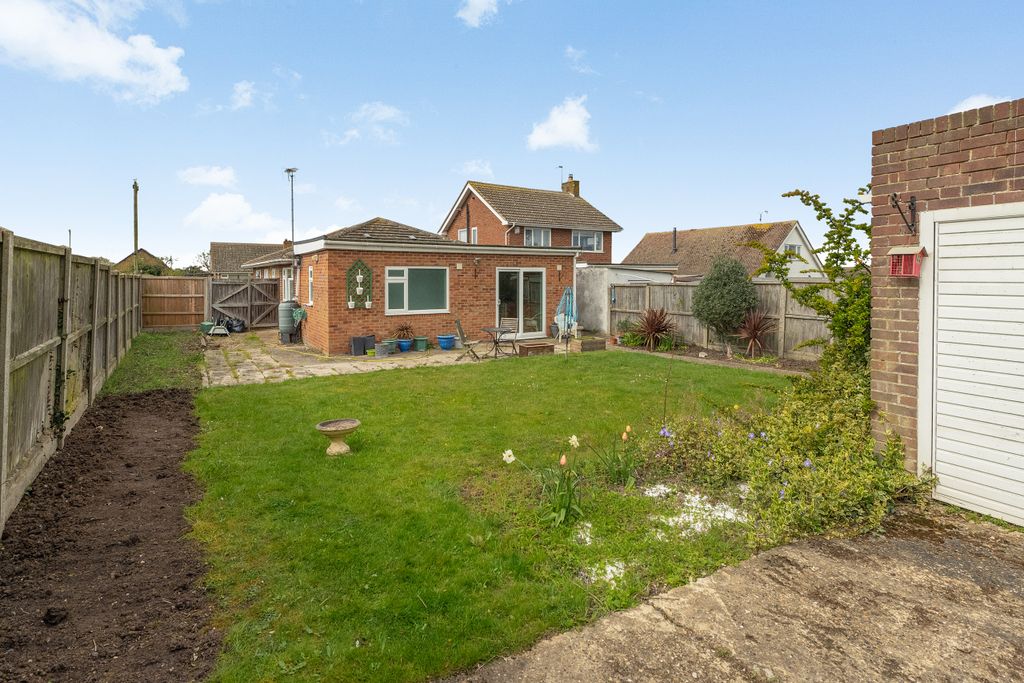 Property photo 2 of 15 Rear