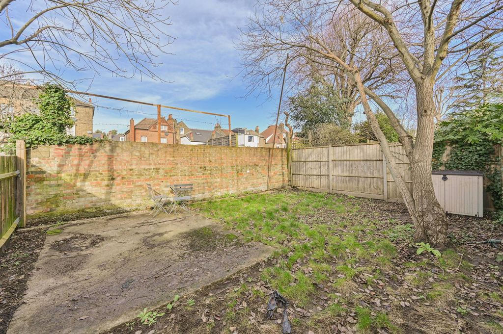 Property photo 3 of 16