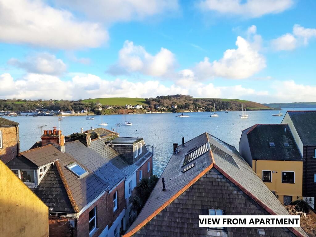 Property photo 2 of 8