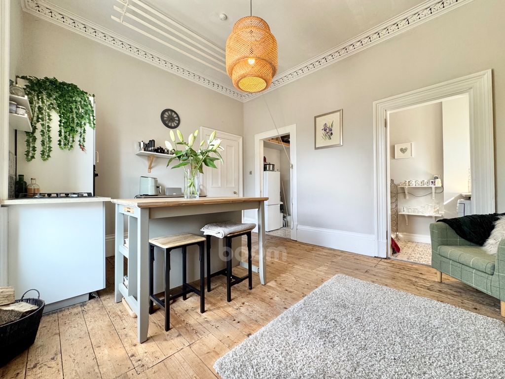 Property photo 3 of 35 Img_6108