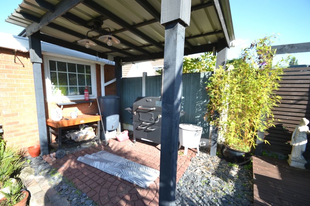 Property photo 3 of 16 BBQ Area