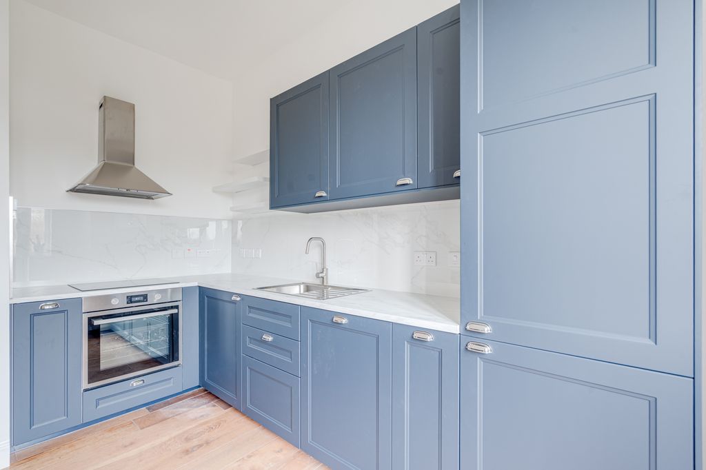 Property photo 1 of 7 Img_42626_10_Original