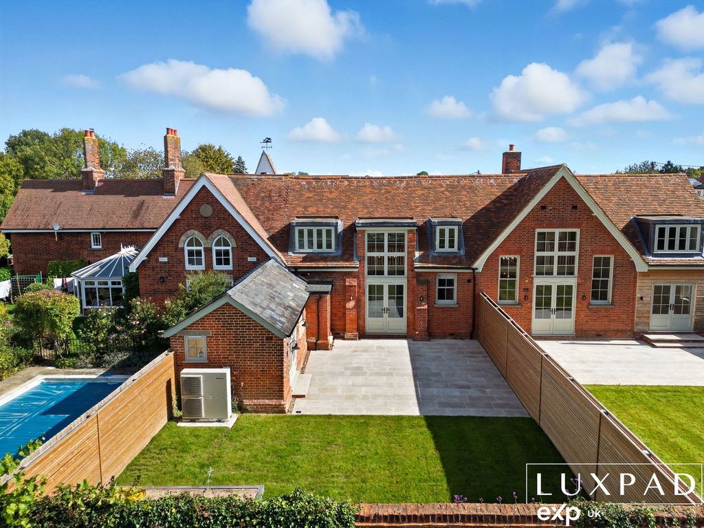 Property photo 1 of 30