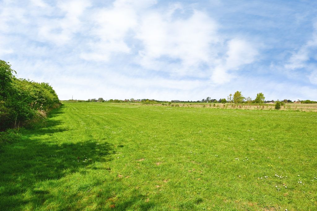 Property photo 3 of 21 190041