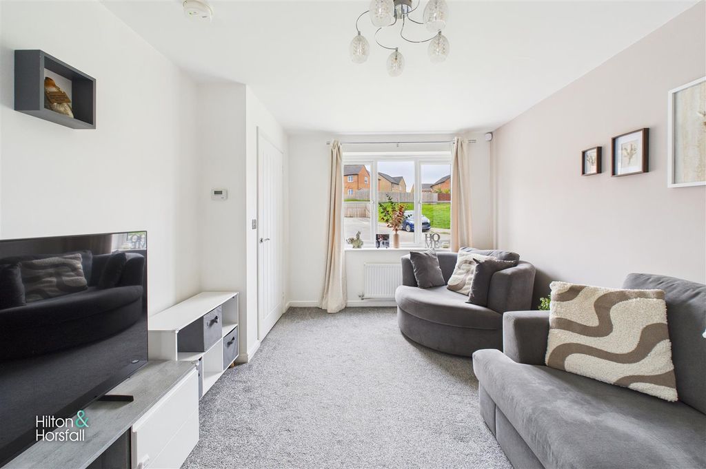 Property photo 2 of 26 Pollard Road