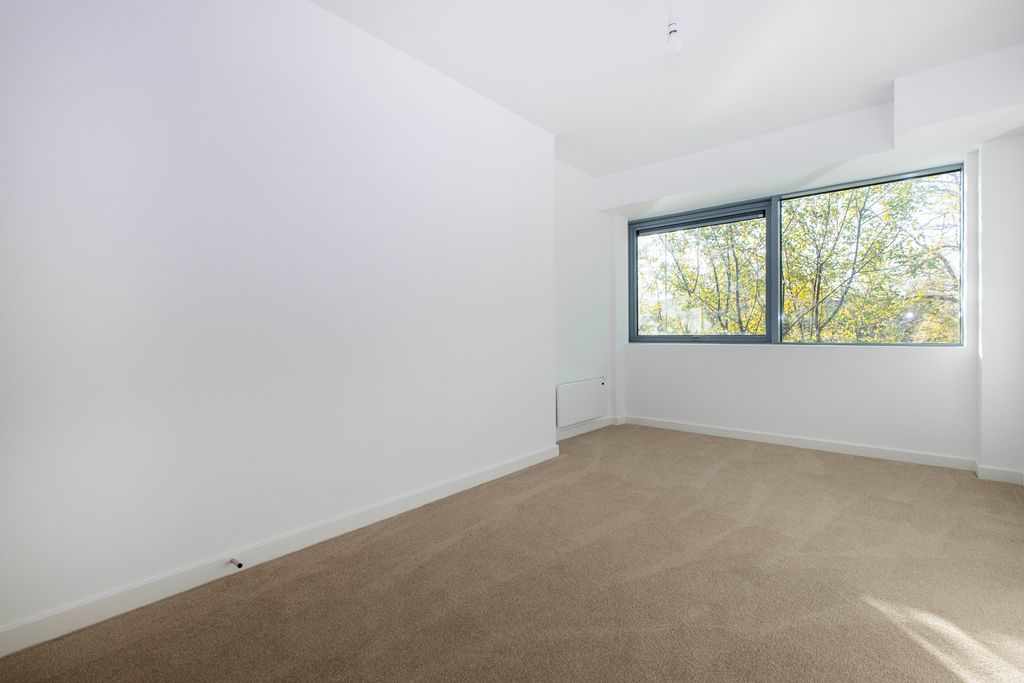 Property photo 2 of 6 Image