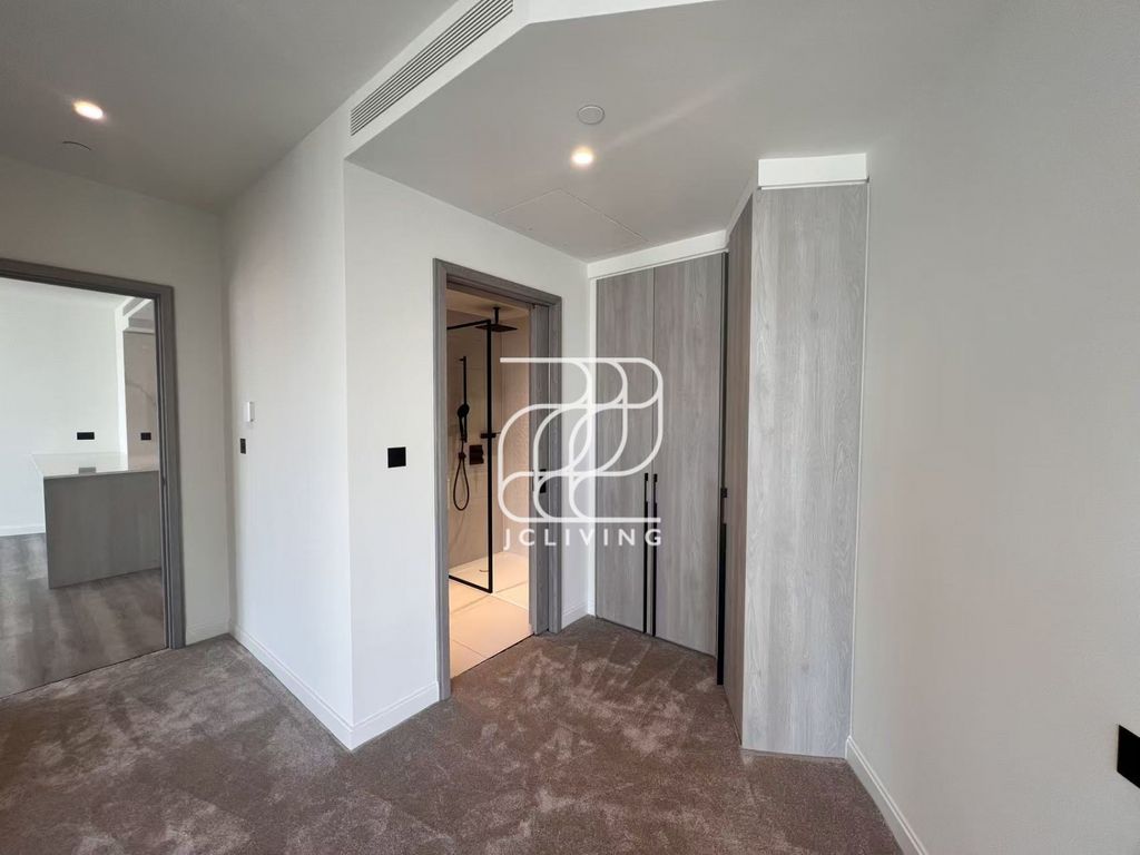 Property photo 3 of 11 Gallery