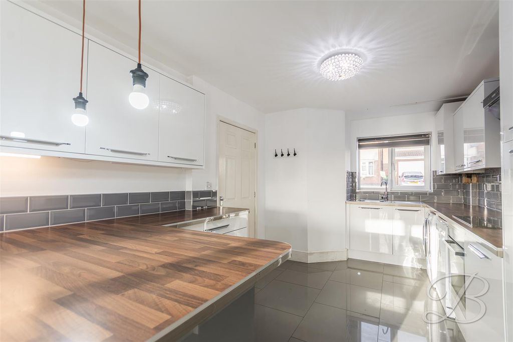 Property photo 3 of 23 Ccltd-15.Jpg