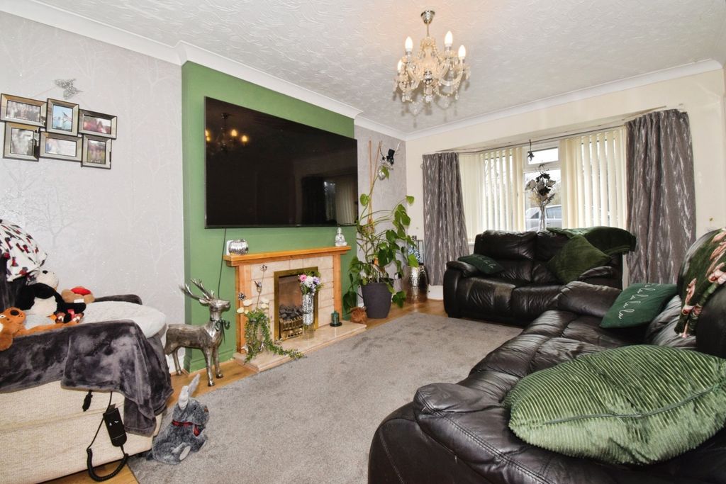 Property photo 2 of 27 Pbox-Img.Jpg