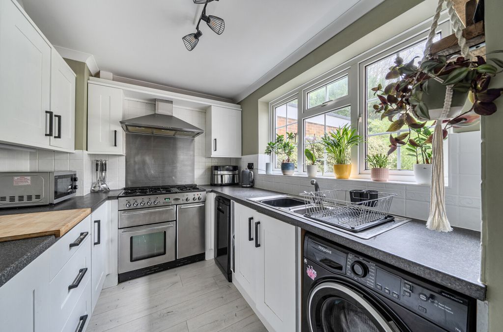 Property photo 2 of 20 1418211-20-69A05c...