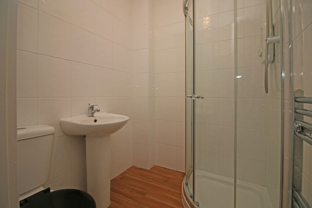 Additional image 8 of 2 bed flat for saleLyndale Court, Fleetwood FY7