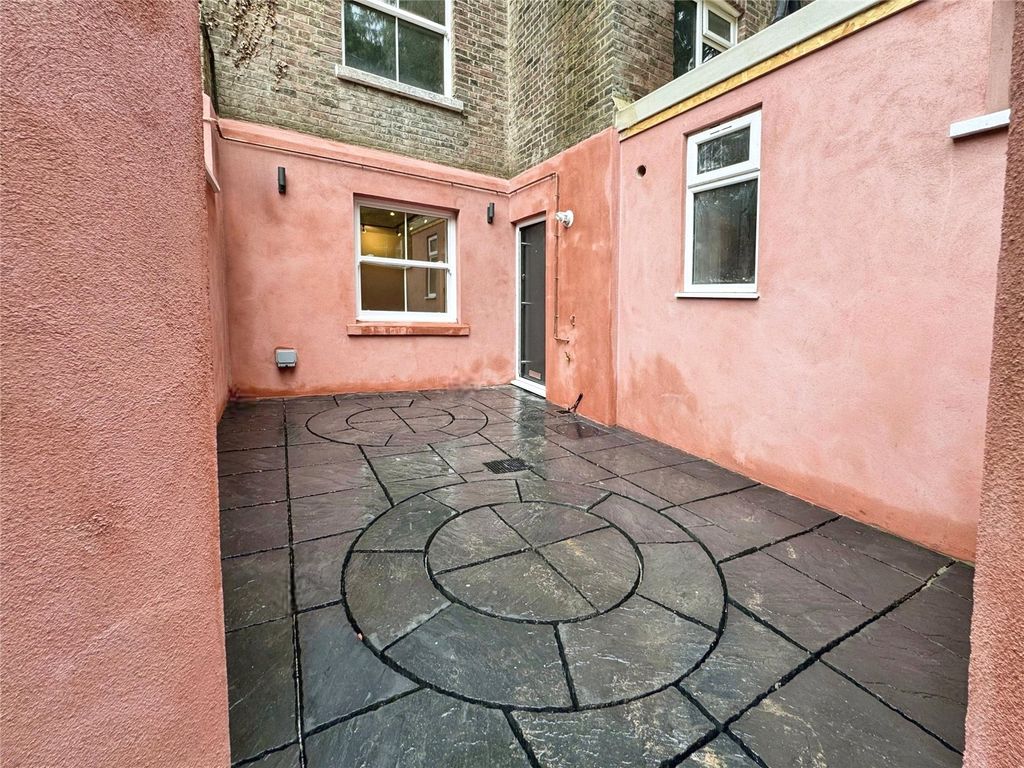 Property photo 1 of 12 Patio