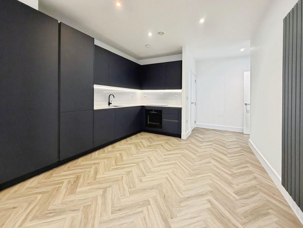 Property photo 3 of 12 4433c7E4-Whatsapp 20Image 202025-10-15 20At 2012.1