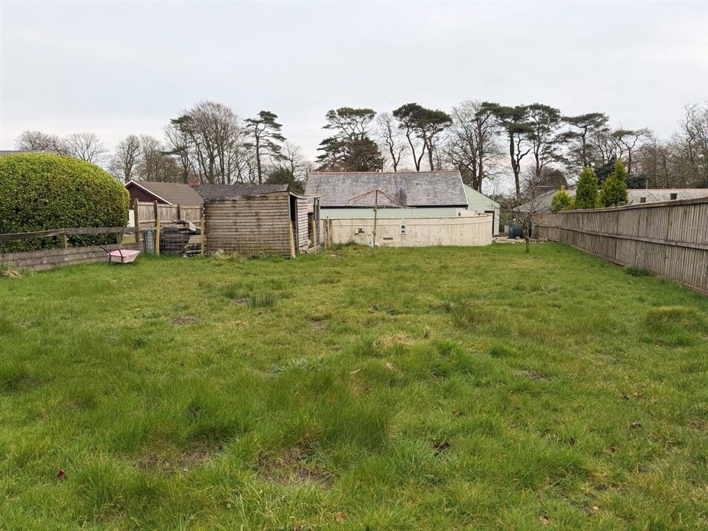 Property photo 3 of 13