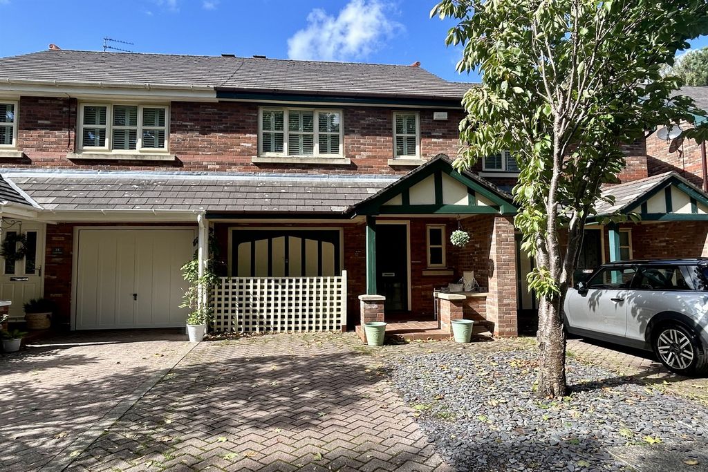 Property photo 1 of 17 (Main)
