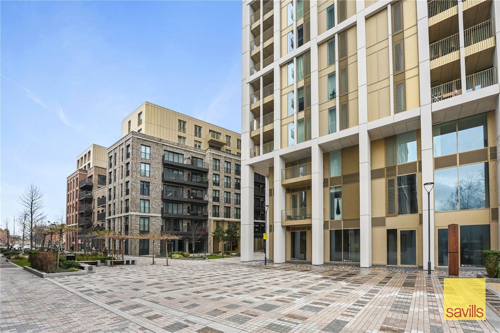 Property photo 2 of 12 External