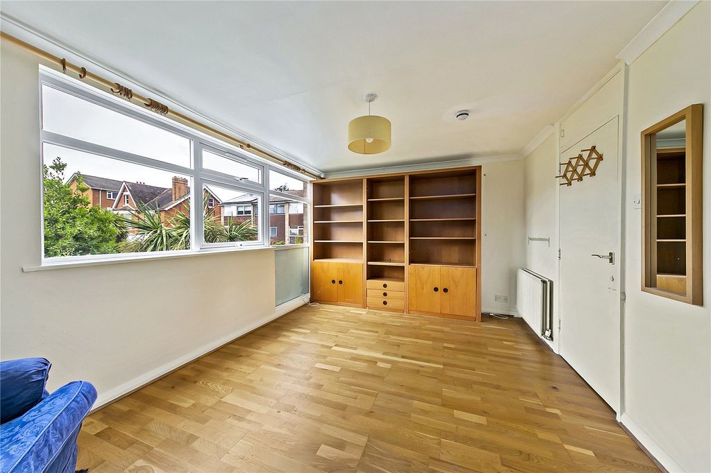 Property photo 3 of 11 Picture No. 02