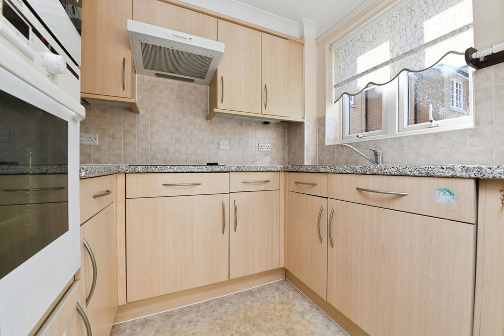 Property photo 2 of 13 Kitchen
