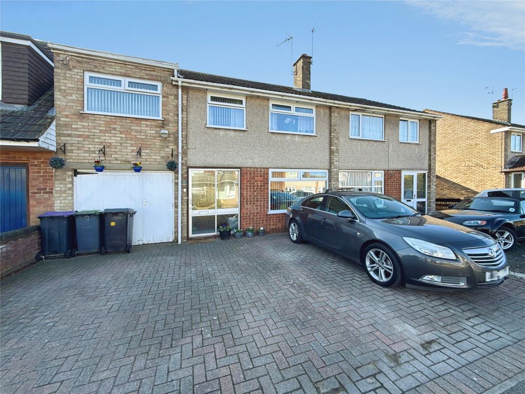 Property photo 1 of 14 Gardens