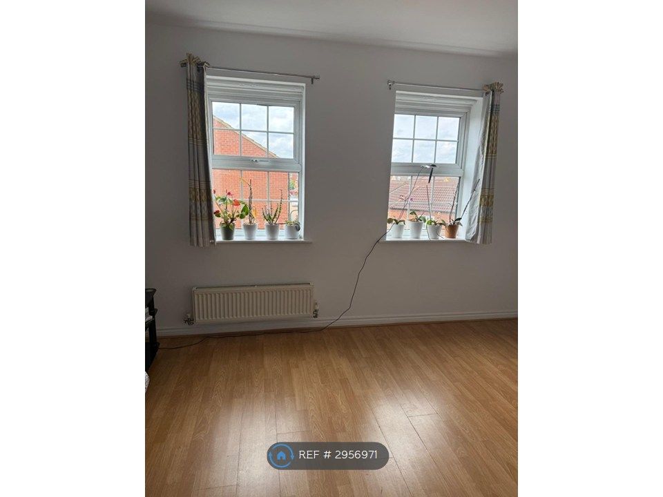 Property photo 2 of 7