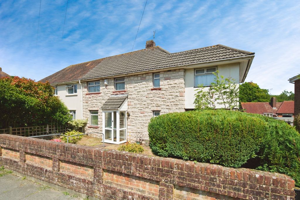 Property photo 1 of 20