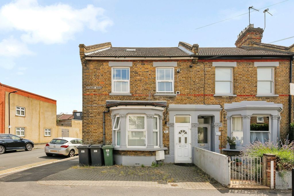 Property photo 1 of 25