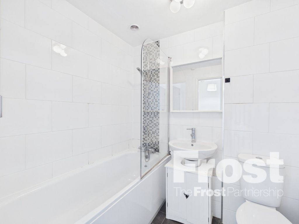 Property photo 3 of 8 Picture No. 03
