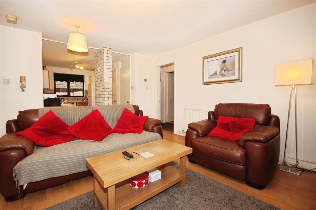 Property photo 3 of 15 Open Plan