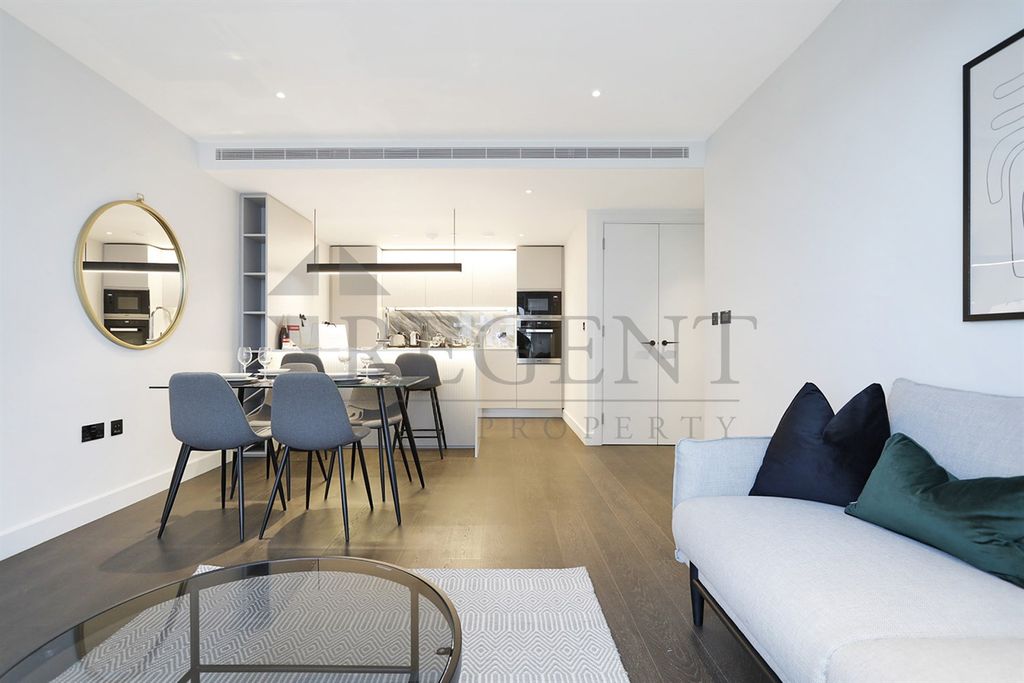 Property photo 3 of 12 Open Plan