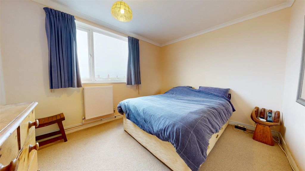 Property photo 2 of 13 02172026_165707.Jpg