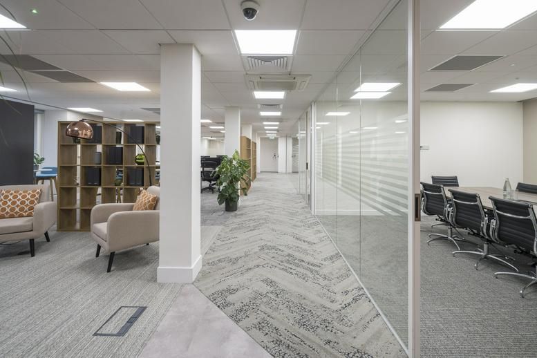 Property photo 3 of 32