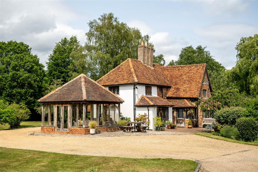 Property photo 1 of 42 250604 - Moor Cottage, Water End - 02.Jpg